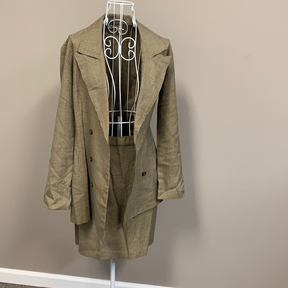 Jacket and skirt set